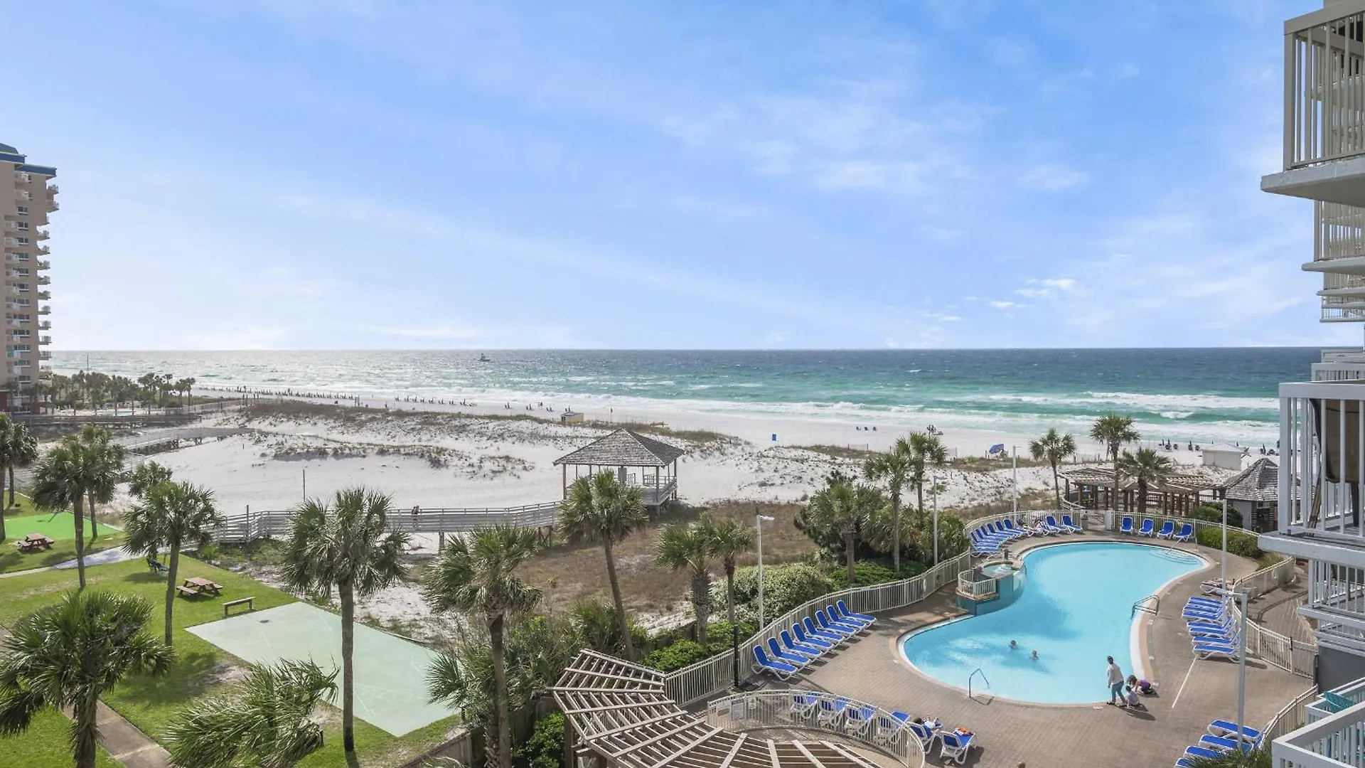 Pelican Beach Resort By Colasan Destin
