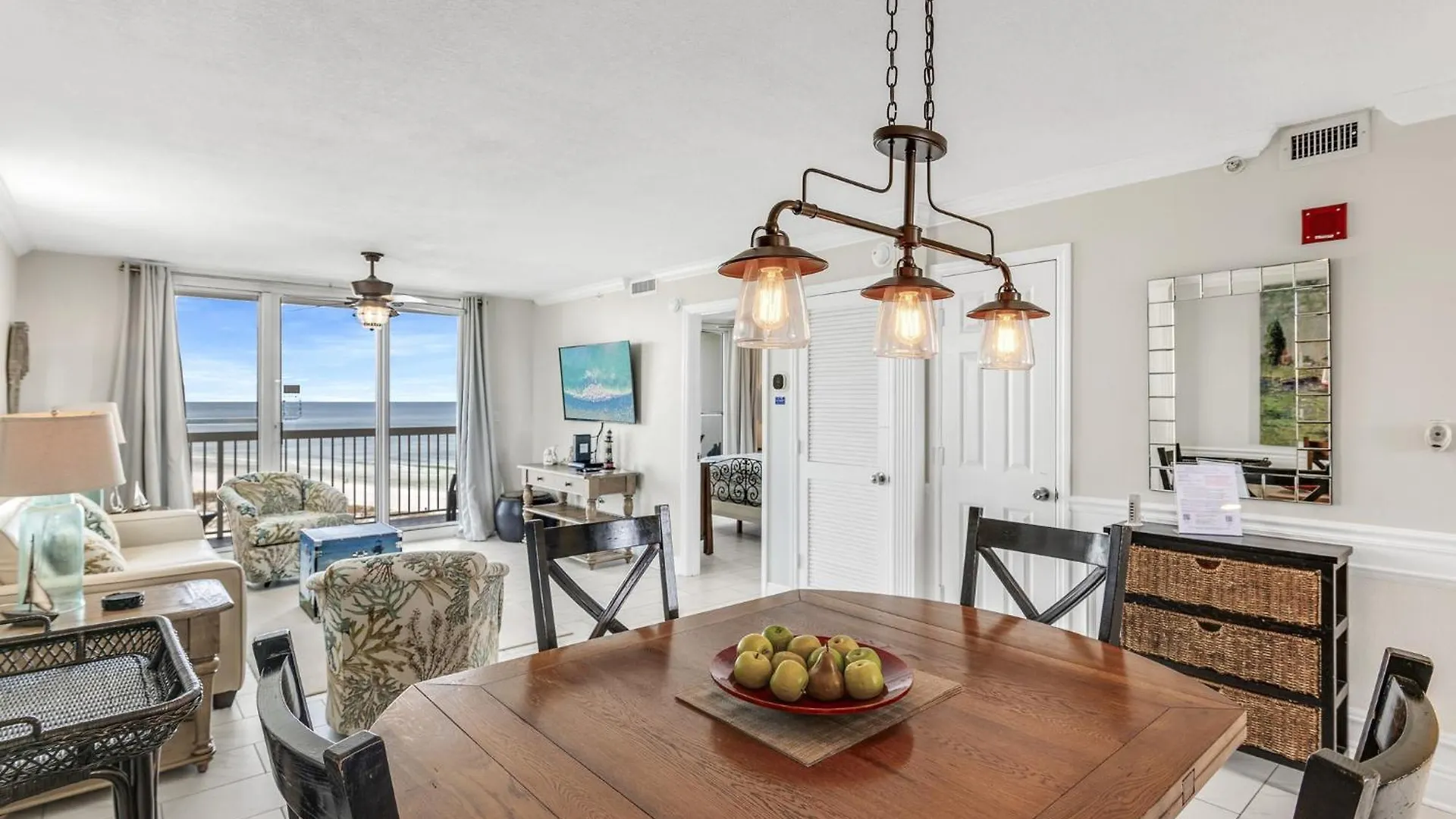 Pelican Beach Resort By Colasan Destin