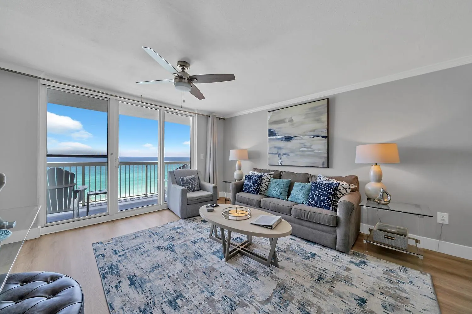Pelican Beach Resort By Colasan Destin
