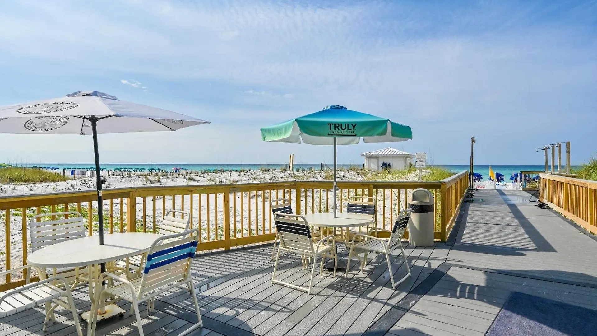 Pelican Beach Resort By Colasan Destin